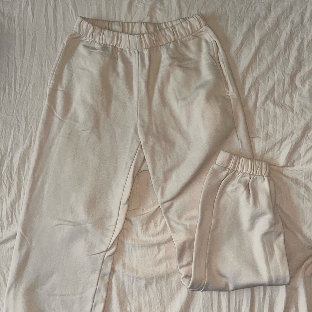 Brandy Melville Beige Sweatpants